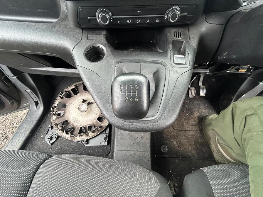 2022 Vauxhall Combo – Model: Combo 2300 Sportive TD – OV22URP