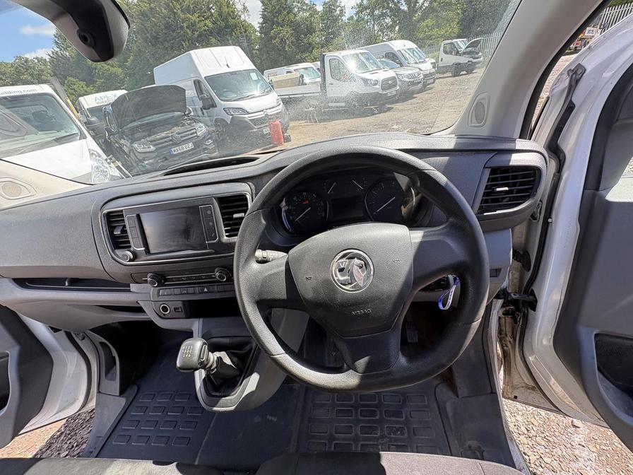 2022 Vauxhall Vivaro – Model: Vivaro F2900 Dynamic S/S – AV22JUW