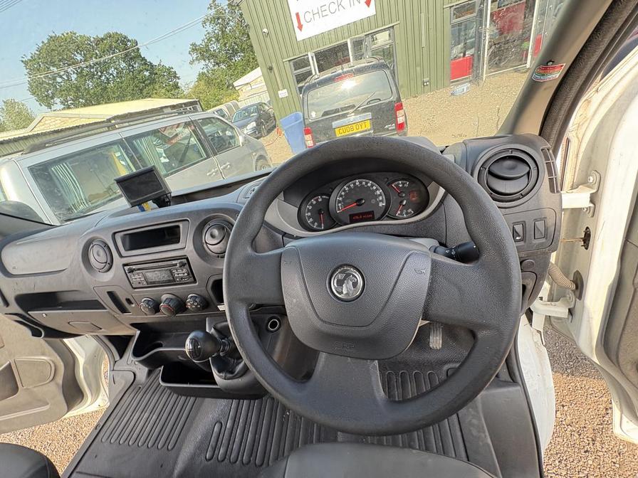 2016 Vauxhall Movano – Model: Movano F3500 L2H2 CDTi – FD16SLU