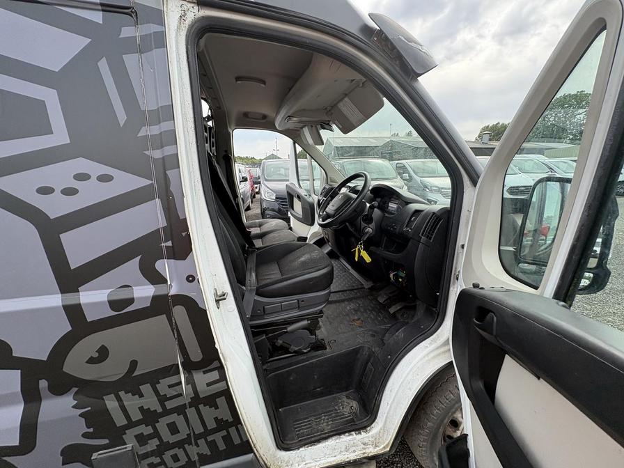 2015 Peugeot Boxer – Model: Boxer 335 Professional L3H2 HDi – GK15WOX