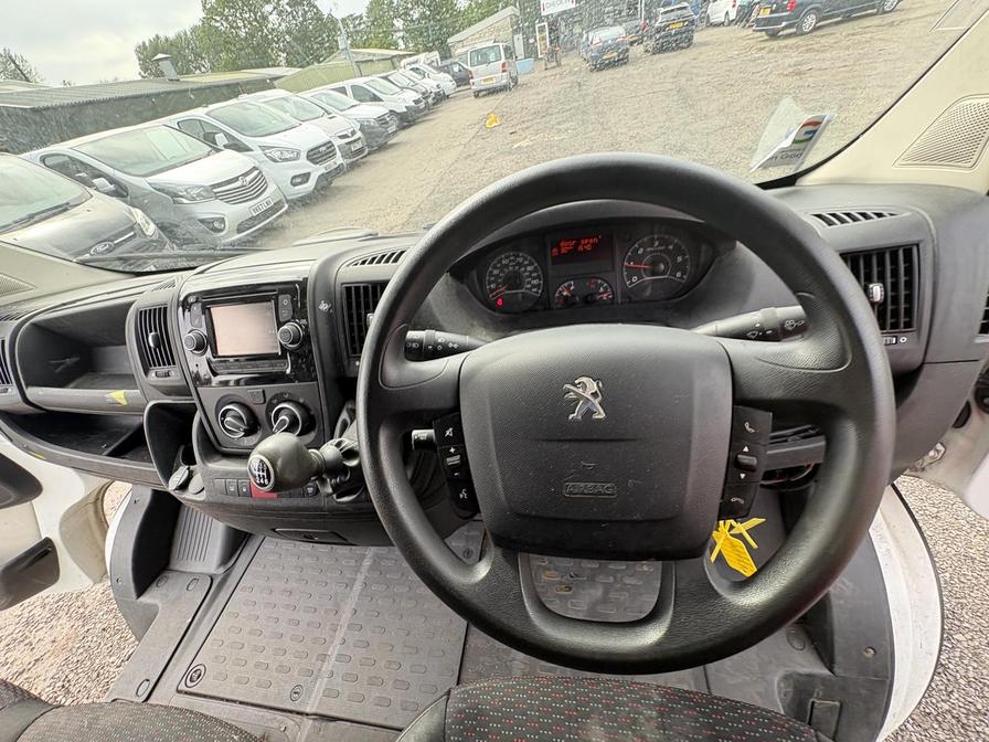 2015 Peugeot Boxer – Model: Boxer 335 Professional L3H2 HDi – GK15WOX