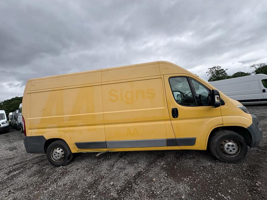 2015 Citroen Relay – Model: Relay 35 L3H2 Enterprise HDi – LB15UHP