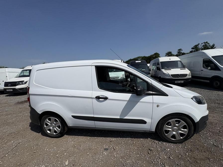 2015 Ford Transit Courier – Model: Transit Courier Base TDCi – MW64YHS