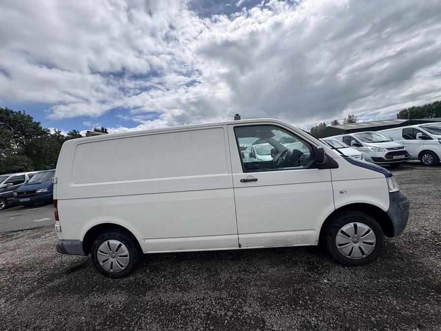 2009 Volkswagen Transporter – Model: Transporter T28 102 TDI SWB – PJ59EUU