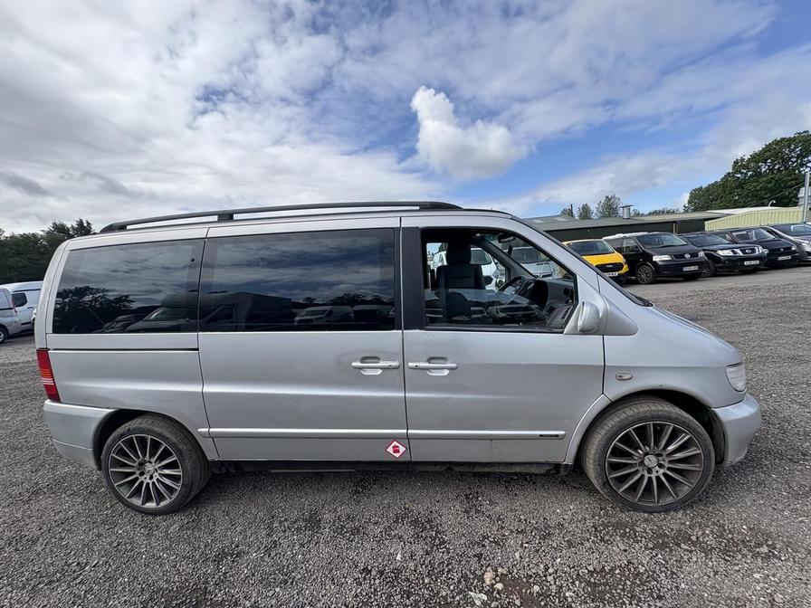 2002 Mercedes-Benz V-Class – Model: V220 CDI Ambiente Auto – GX52MTK