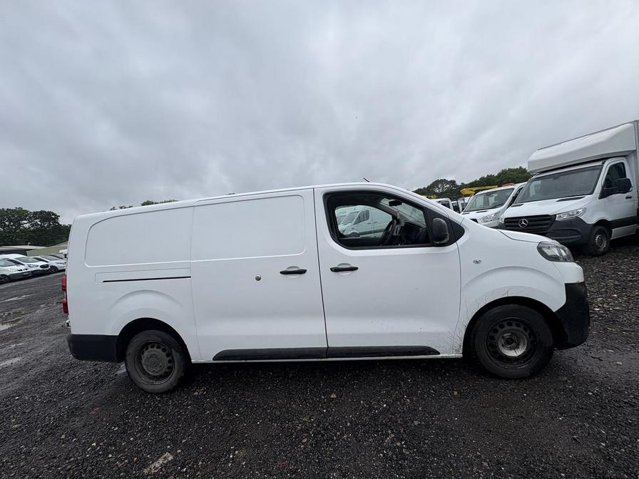 2020 Citroen Dispatch – Model: Dispatch 1400 Enterprise Blue HDi S/S – CA20UHF