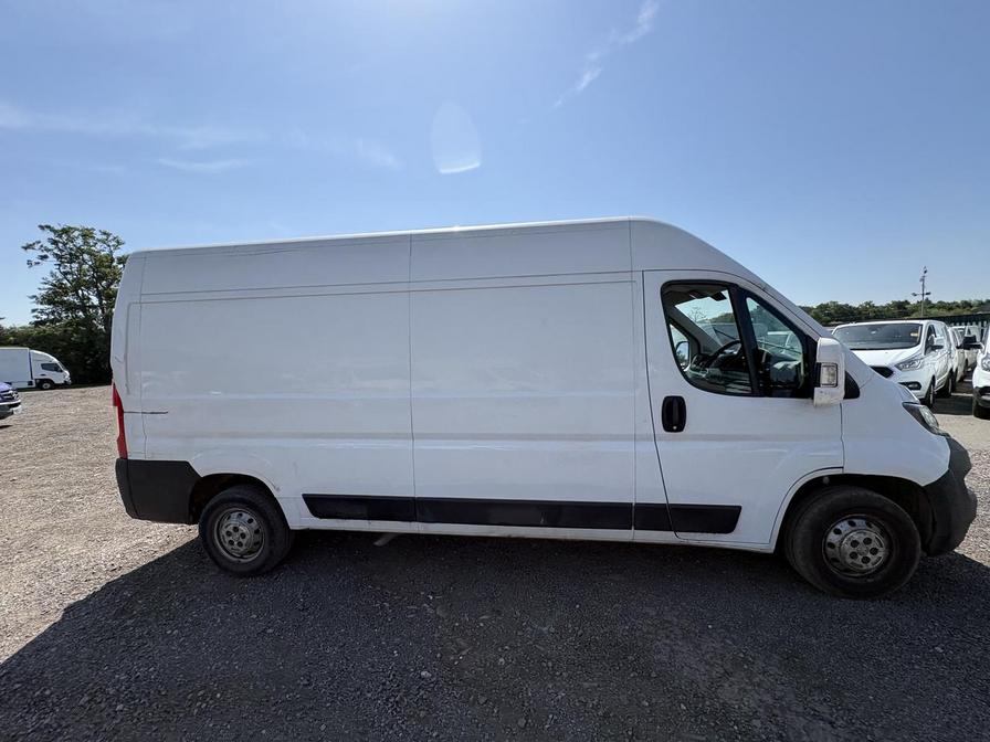 2021 Peugeot Boxer – Model: Boxer 335 Professional L3H2 Blue HDi – OV71KFF