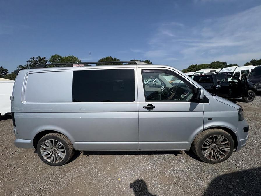 2007 Volkswagen Transporter – Model: Transporter T30 130 TDI SWB – HD07GXM