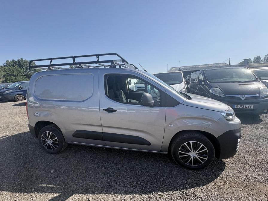 2019 Citroen Berlingo – Model: Berlingo 1000 Enterprise PureTech S/S – MB19RNJ