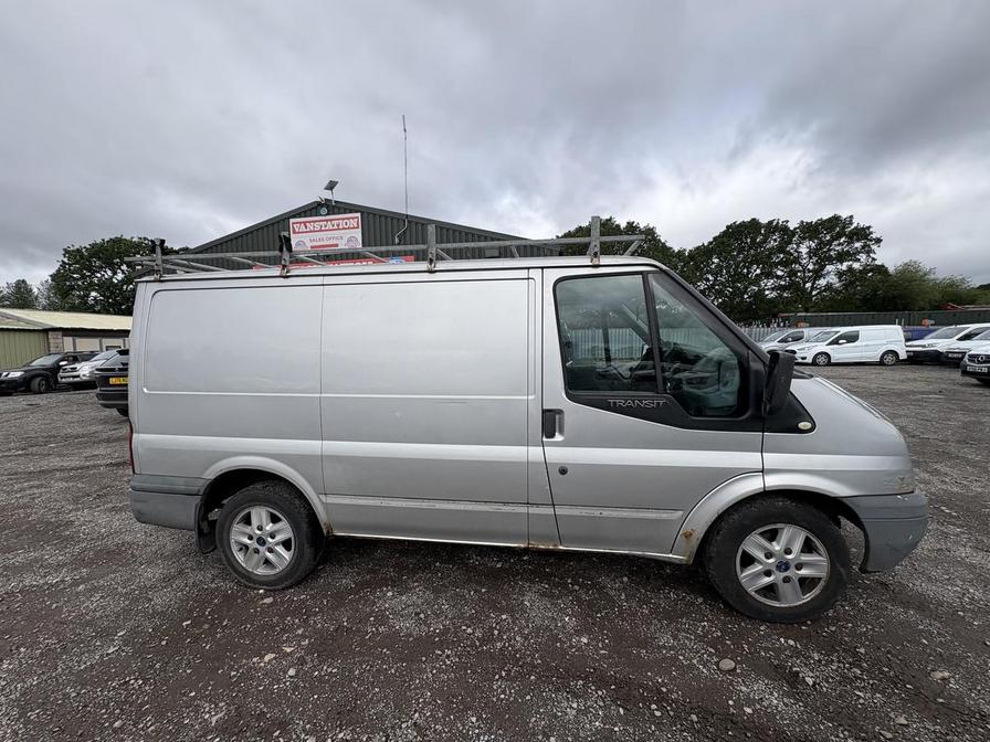 2010 Ford Transit – Model: Transit 115 T260 SWB Limited FWD – YR60LCU