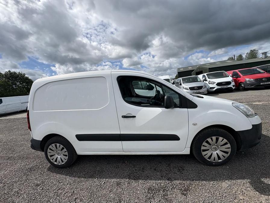 2015 Citroen Berlingo – Model: Berlingo 625 LX HDi – LX15UAF