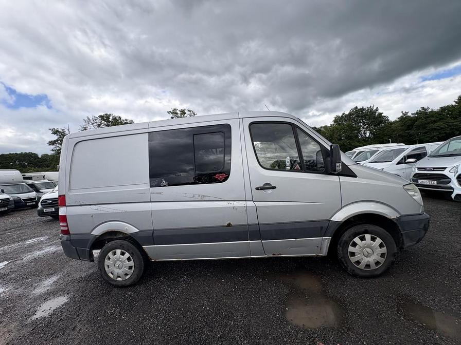2007 Mercedes-Benz Sprinter – Model: Sprinter 209 CDi SWB – N11RFT