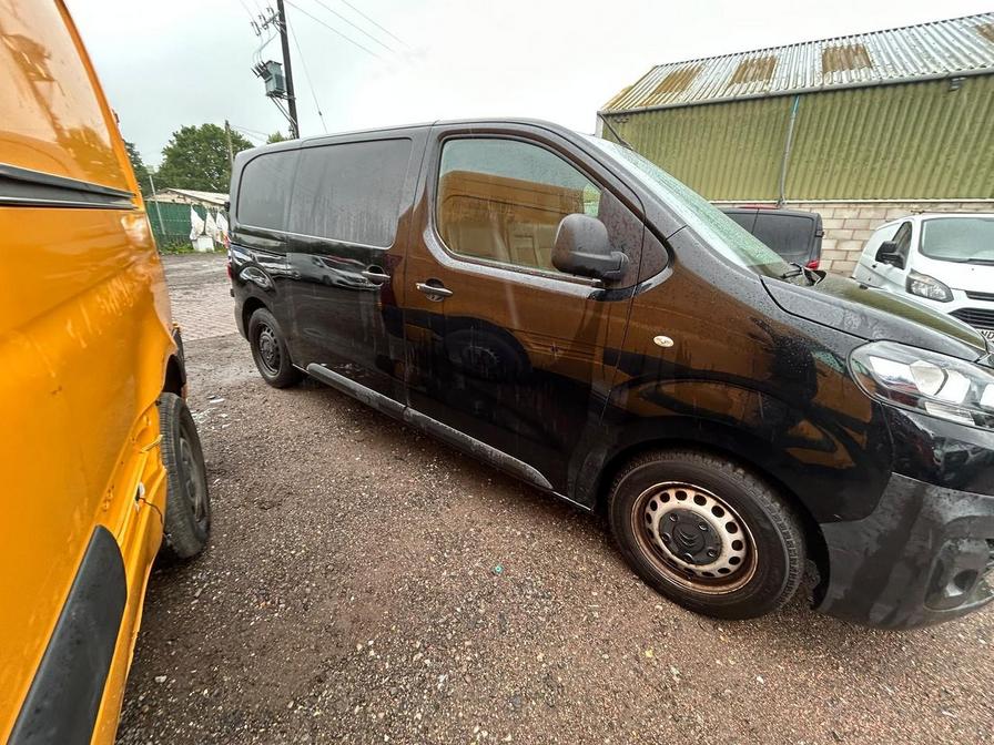 2020 Citroen Dispatch – Model: Dispatch 1000 Enterprise Blue HDi S/S – LV20FCX
