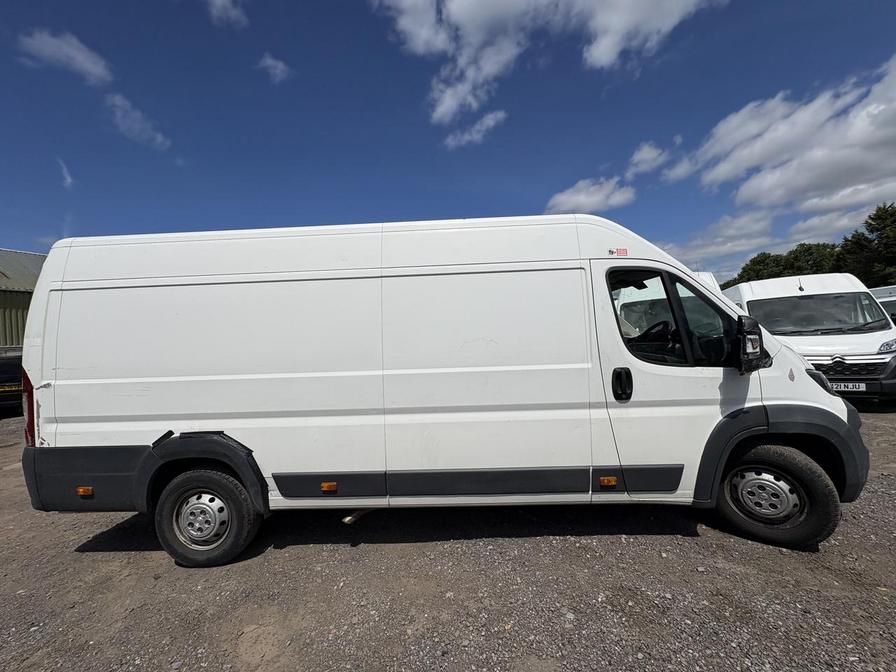 2018 Peugeot Boxer – Model: Boxer 435 Professional L4H2 Blue HDi – MJ18FXG