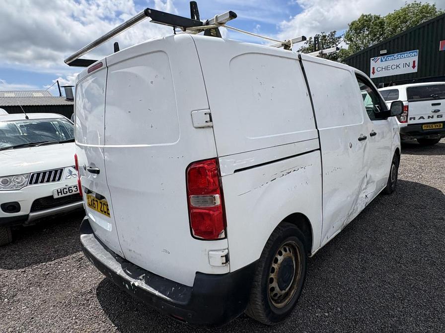 2017 Citroen Dispatch – Model: Dispatch 1000 Enterprise Blue HDi – LX67ZCE