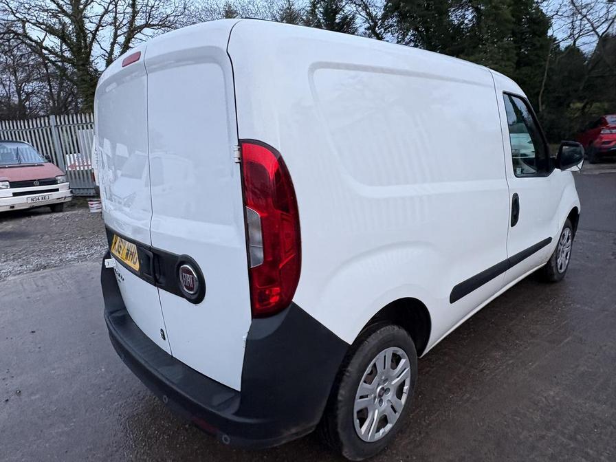 2017 Fiat Doblo Cargo – Model: Doblo 16v SX MultiJet II – HJ67WHG