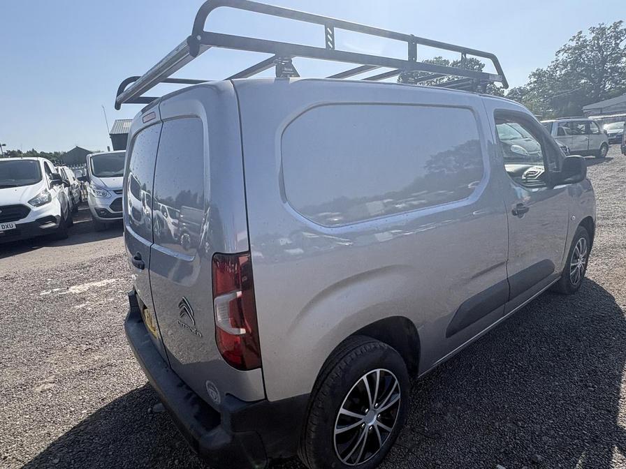 2019 Citroen Berlingo – Model: Berlingo 1000 Enterprise PureTech S/S – MB19RNJ