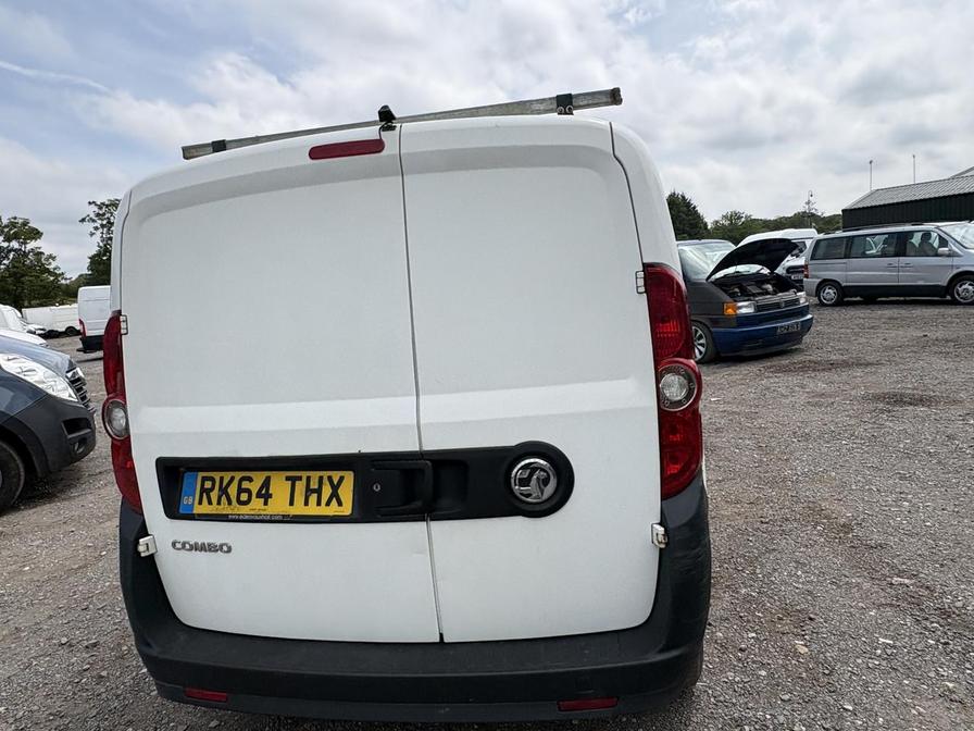 2014 Vauxhall Combo – Model: Combo 2000 L1H1 CDTi – RK64THX