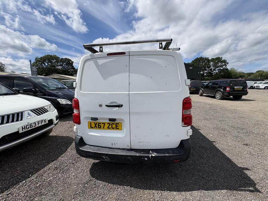 2017 Citroen Dispatch – Model: Dispatch 1000 Enterprise Blue HDi – LX67ZCE