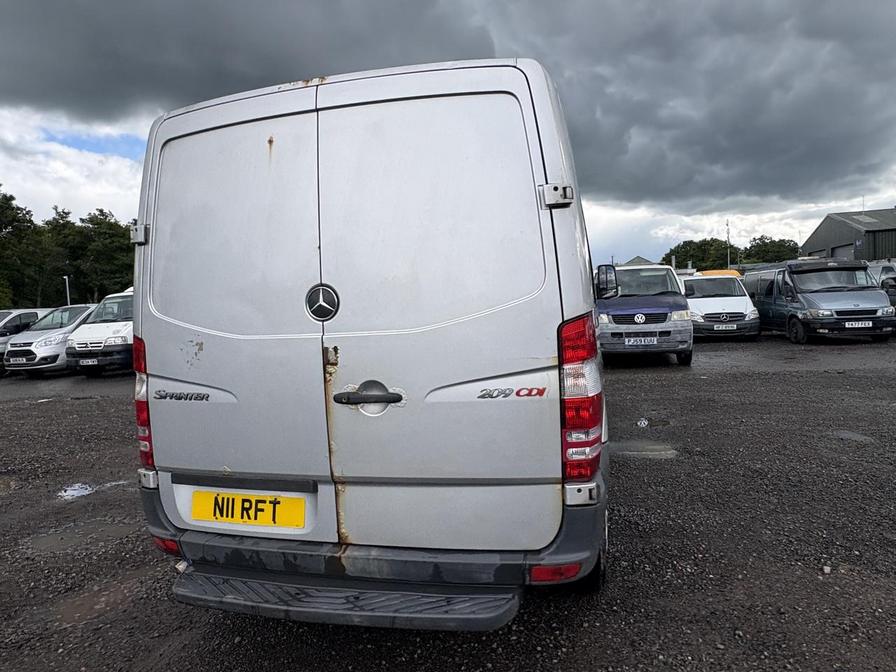 2007 Mercedes-Benz Sprinter – Model: Sprinter 209 CDi SWB – N11RFT