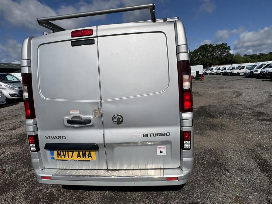 2017 Vauxhall Vivaro – Model: Vivaro 2700 Sport CDTi BT S/S – MV17AWA