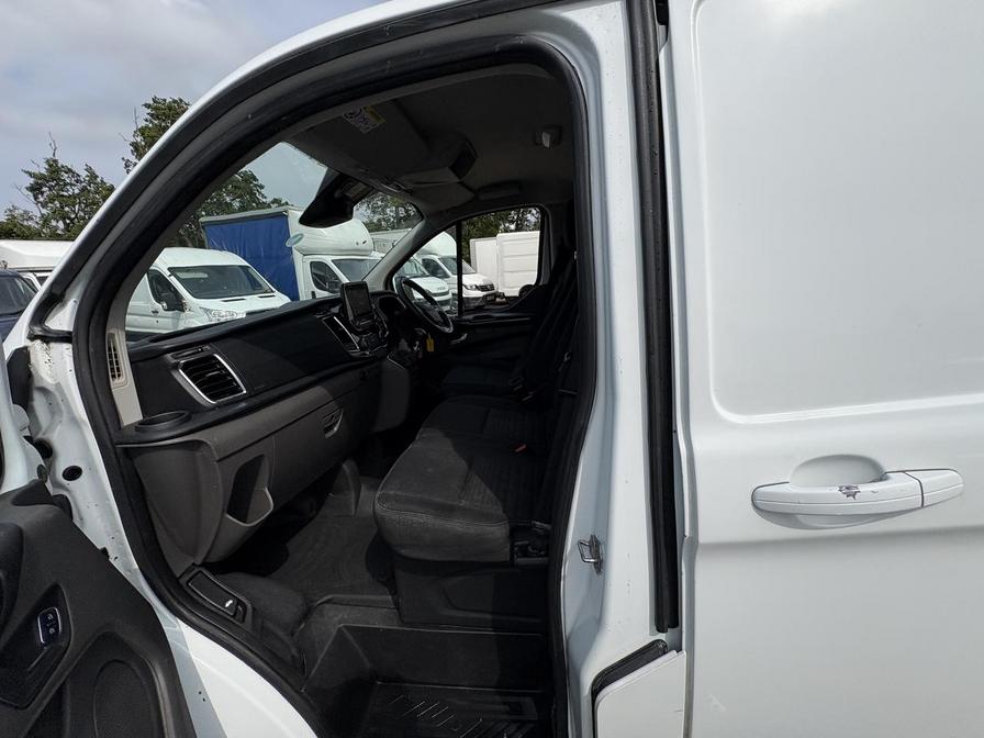 2022 Ford Transit Custom – Model: Transit Custom 300 Limited EcoBlue – BK22EOL