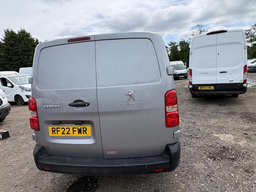 2022 Peugeot Expert – Model: Expert Professional Premium L2 Blue HDi – RF22FWR