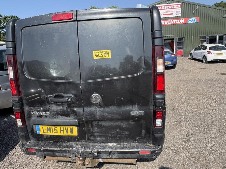 2015 Vauxhall Vivaro – Model: Vivaro  2900 Sportive CDTi – LM15HVW