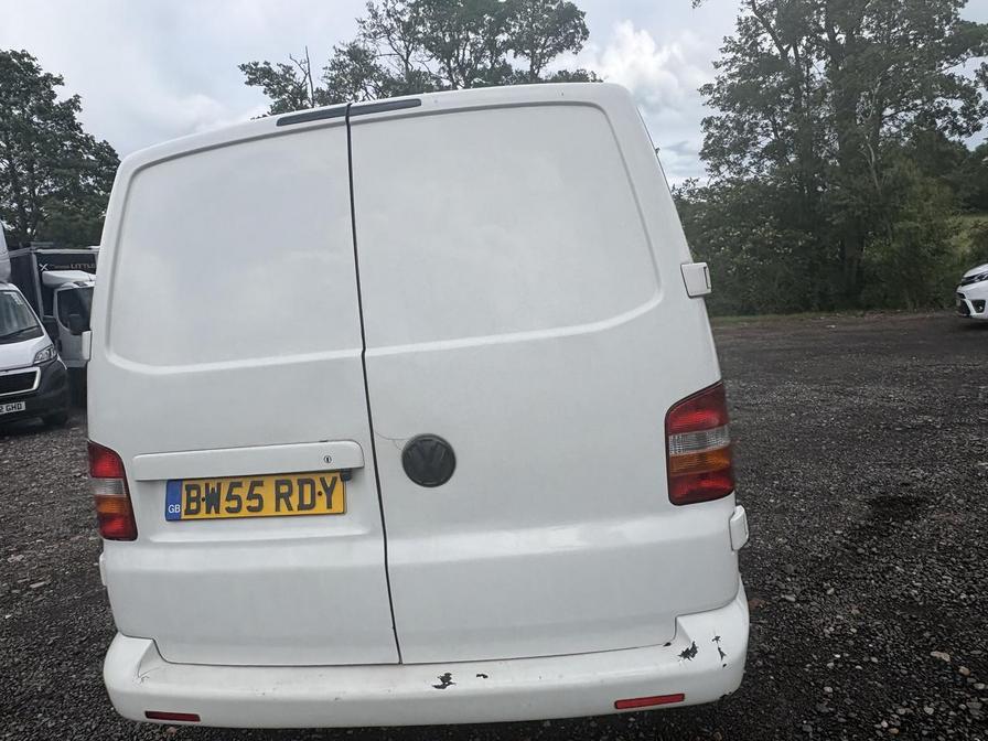 2006 Volkswagen Transporter – Model: Transporter T30 104 TDI LWB – BW55RDY