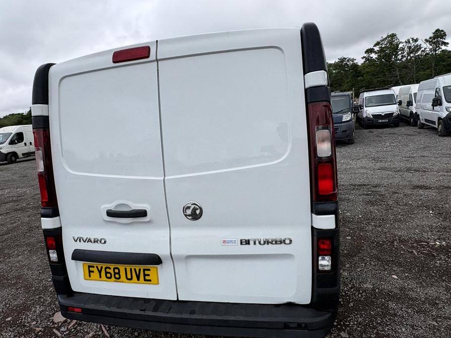 2018 Vauxhall Vivaro – Model: Vivaro 2900 Bi-T CDTi S/S – FY68UVE