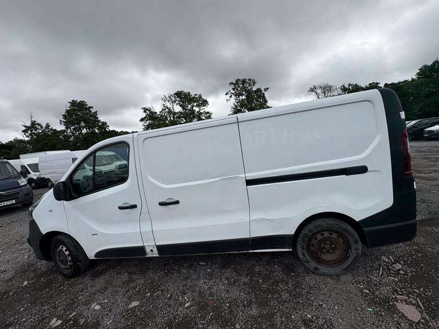 2018 Vauxhall Vivaro – Model: Vivaro 2900 Bi-T CDTi S/S – FY68UVE