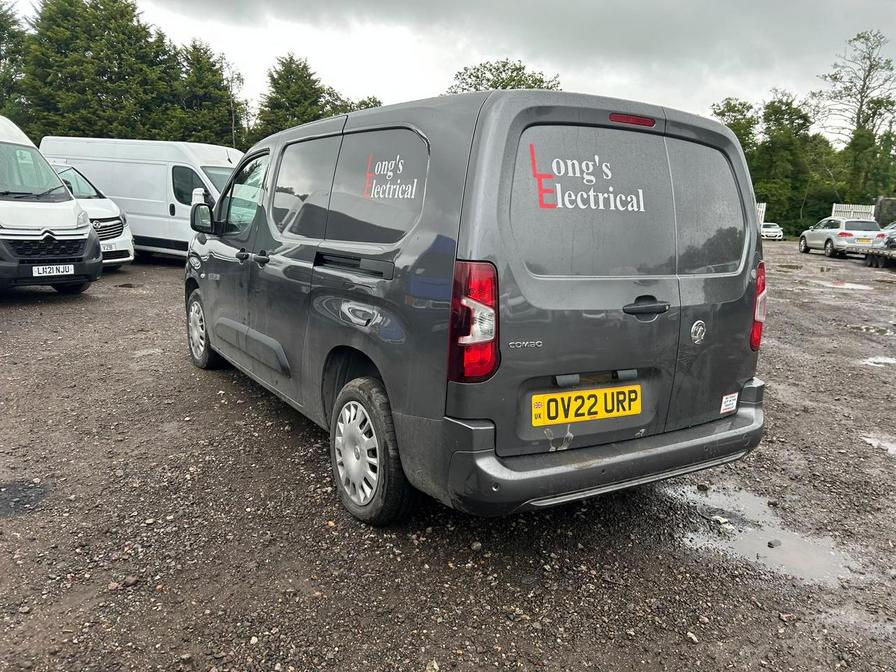 2022 Vauxhall Combo – Model: Combo 2300 Sportive TD – OV22URP