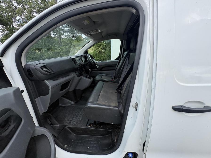 2019 Vauxhall Vivaro – Model: Vivaro  3100 Edition S/S – DV69LKA