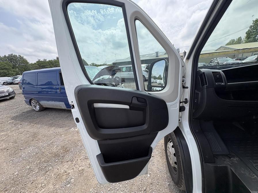 2020 Peugeot Boxer – Model: Boxer 435 Professional L4H2 Blue HDi – GF20NPO