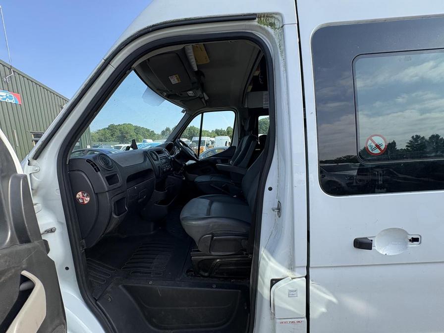 2016 Vauxhall Movano – Model: Movano F3500 L2H2 CDTi – FD16SLU