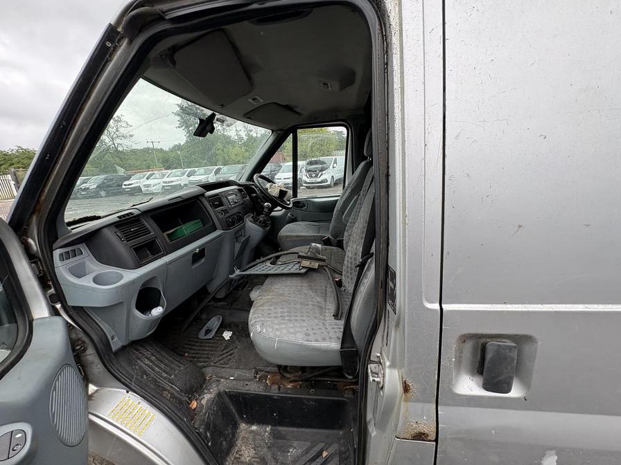2010 Ford Transit – Model: Transit 115 T280 MWB Trend FWD – MA60URL