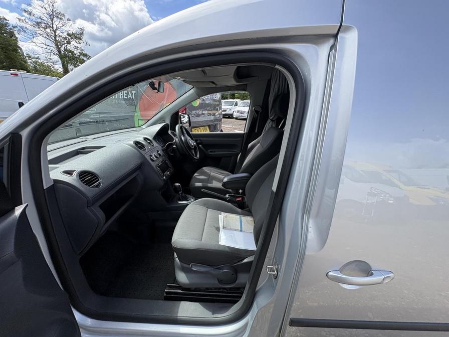 2015 Volkswagen Caddy – Model: Caddy C20 Highline TDI BlueMotion Technology Semi-Auto – GU15EWE