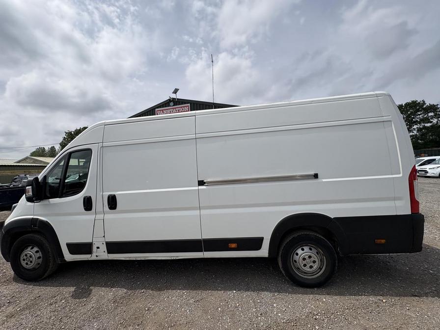 2020 Peugeot Boxer – Model: Boxer 435 Professional L4H2 Blue HDi – GF20NPO