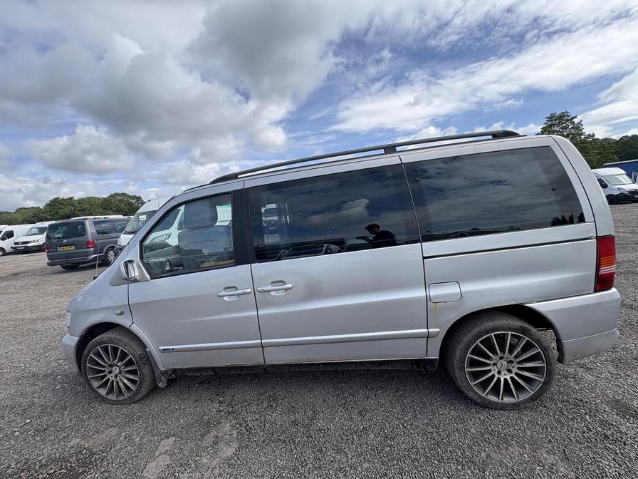 2002 Mercedes-Benz V-Class – Model: V220 CDI Ambiente Auto – GX52MTK