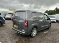 2022 Vauxhall Combo – Model: Combo 2300 Sportive TD – OV22URP