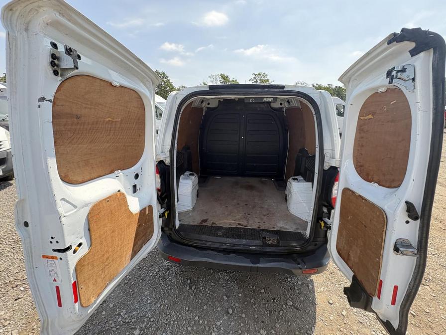 2015 Ford Transit Courier – Model: Transit Courier Base TDCi – MW64YHS