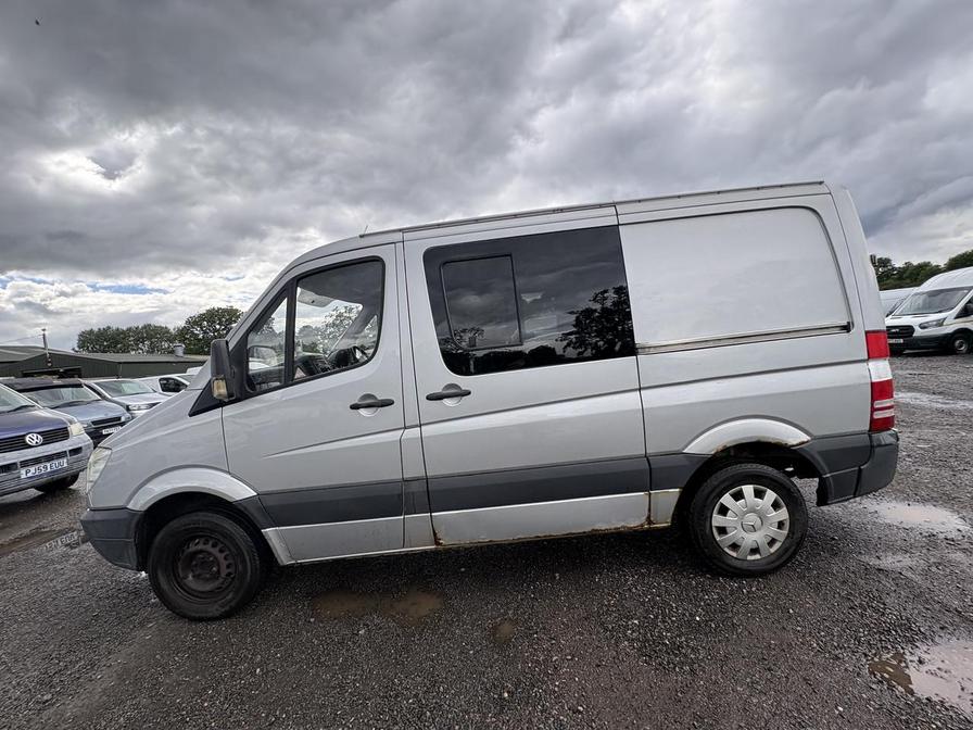 2007 Mercedes-Benz Sprinter – Model: Sprinter 209 CDi SWB – N11RFT