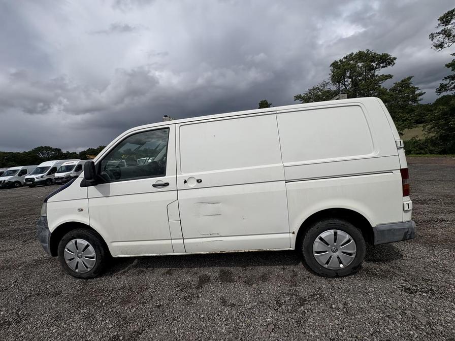 2009 Volkswagen Transporter – Model: Transporter T28 102 TDI SWB – PJ59EUU