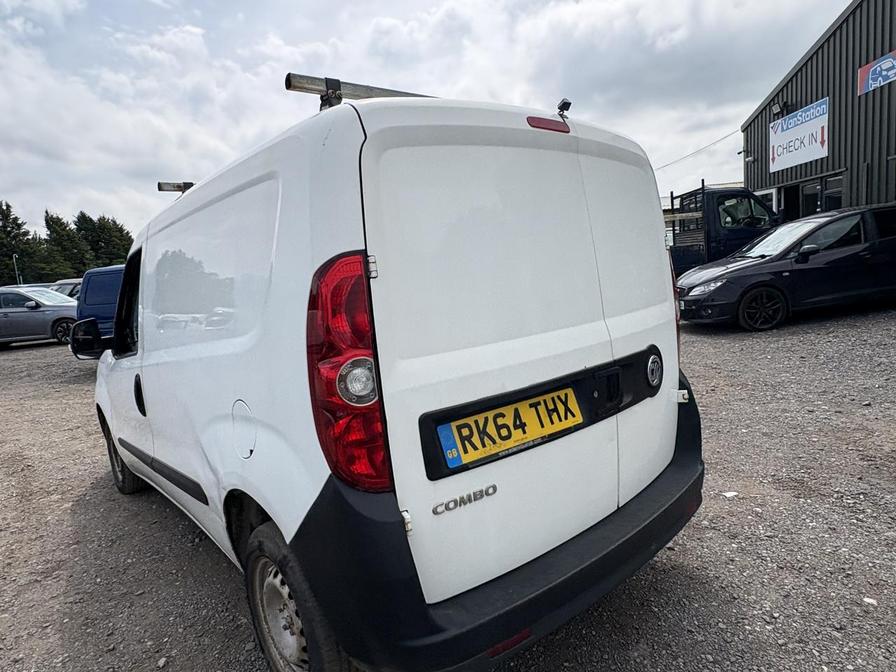 2014 Vauxhall Combo – Model: Combo 2000 L1H1 CDTi – RK64THX