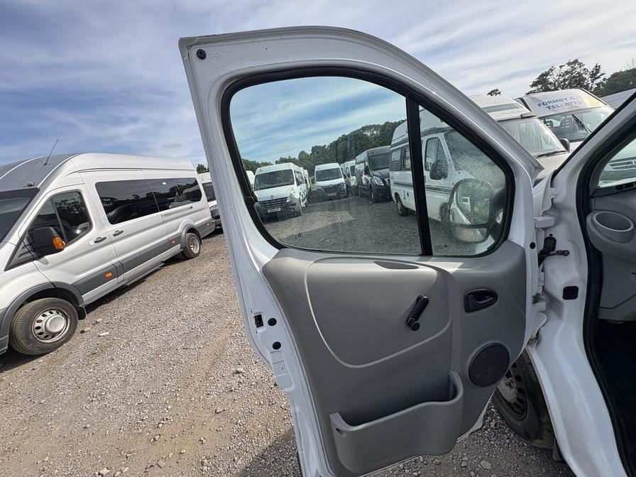2011 Vauxhall Vivaro – Model: Vivaro 2900 CDTi 113 LWB – DN61FFP