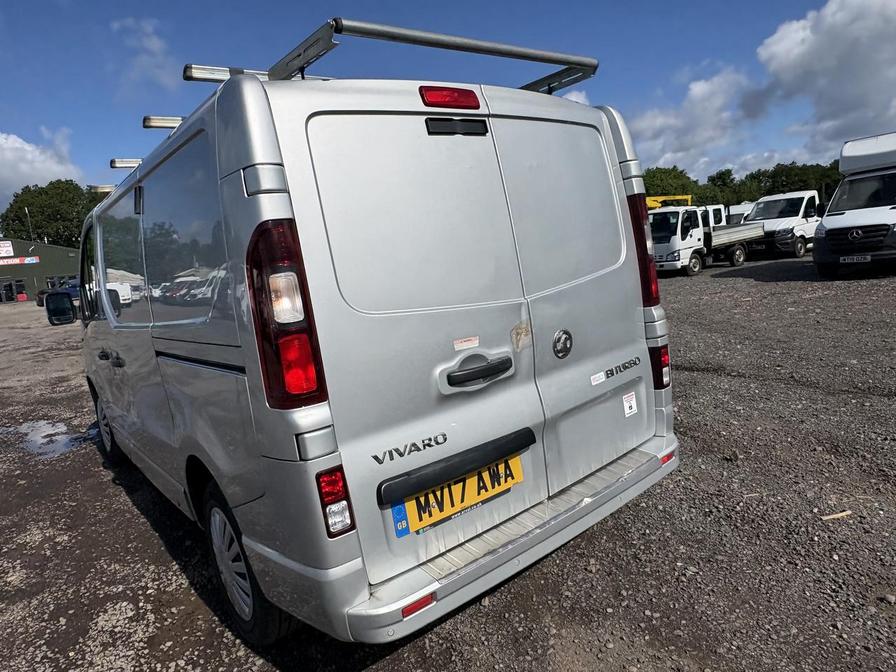 2017 Vauxhall Vivaro – Model: Vivaro 2700 Sport CDTi BT S/S – MV17AWA