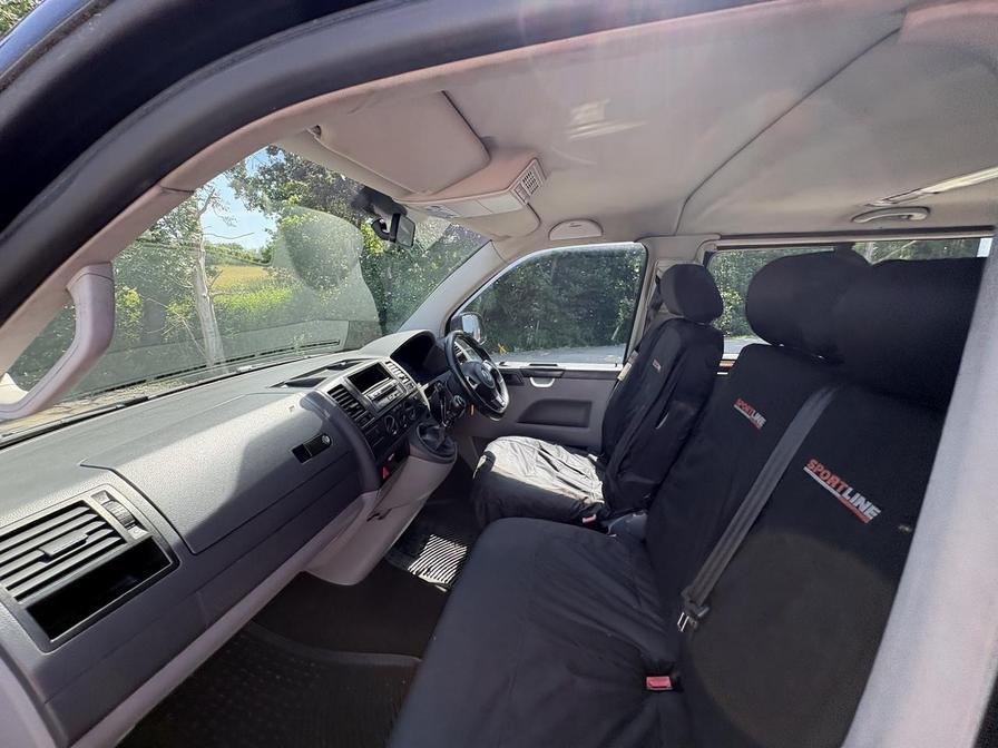 2008 Volkswagen Transporter – Model: Transporter Shuttle SE130 LWB – ML58XLV