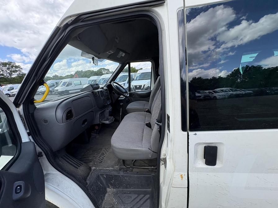2006 Ford Transit – Model: Transit Minibus – NC55AFA