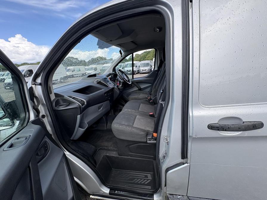 2015 Ford Transit Custom – Model: Transit Custom 290 E-Tech – WP15LJF