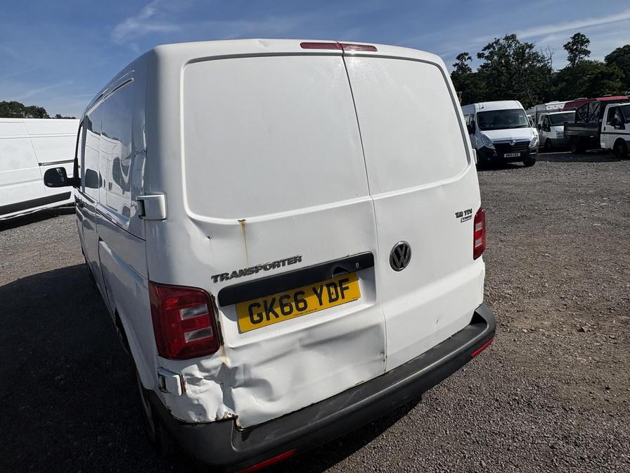 2016 Volkswagen Transporter – Model: Transporter T28 Startline TDI BlueMotion Technology – GK66YDF